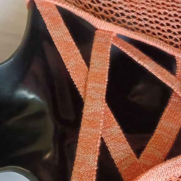 🔹️Vanity Medium orange mesh cross back sweater - Picture 4 of 6